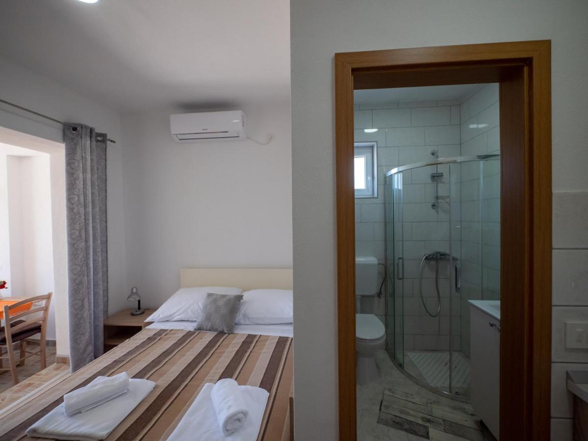Apartments Tri Mora Razanac Ngoại thất bức ảnh