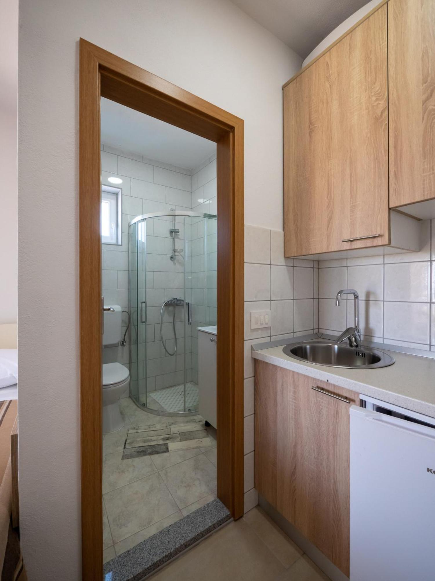 Apartments Tri Mora Razanac Phòng bức ảnh
